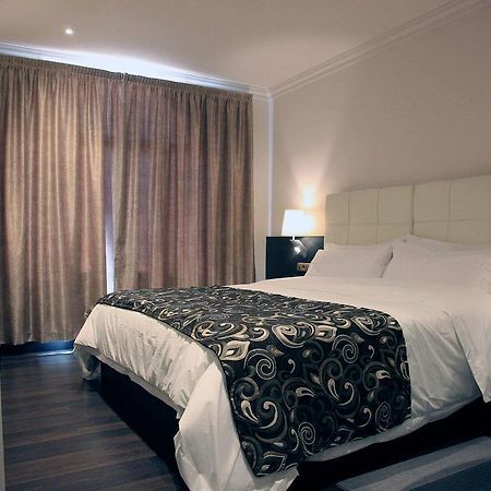 Avent Verahotel Ngoại thất bức ảnh