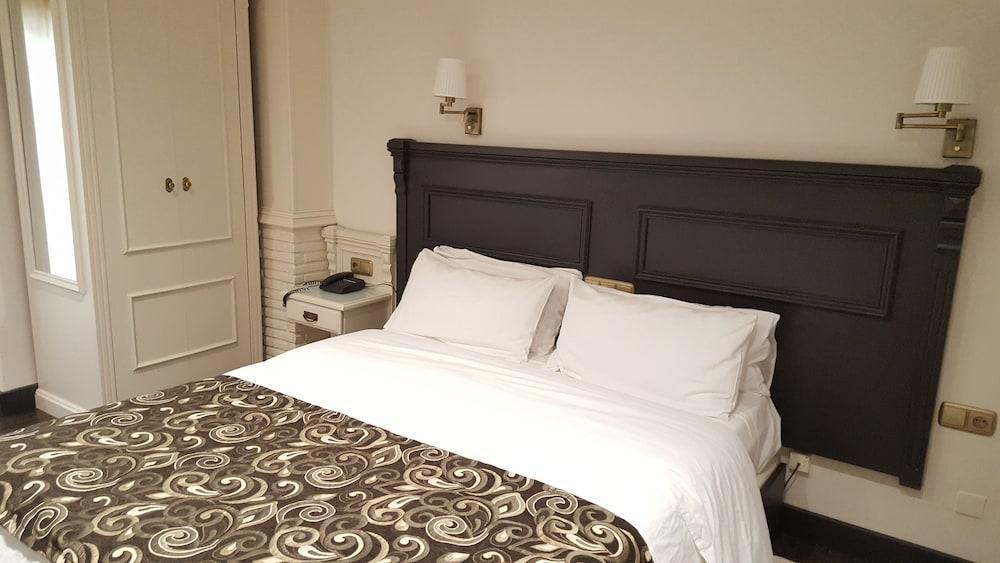 Avent Verahotel Ngoại thất bức ảnh