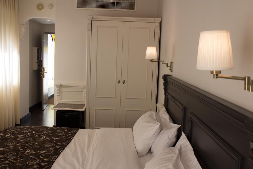 Avent Verahotel Ngoại thất bức ảnh
