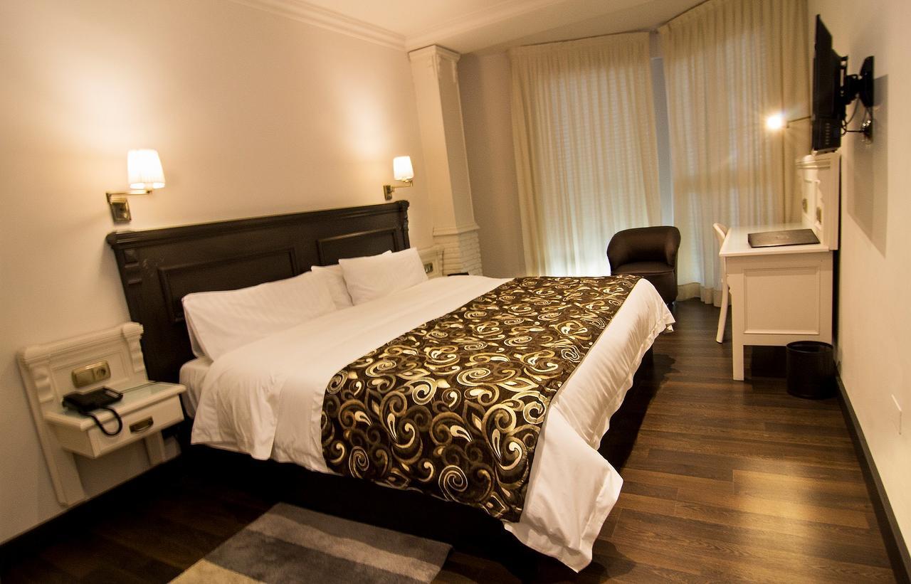 Avent Verahotel Ngoại thất bức ảnh